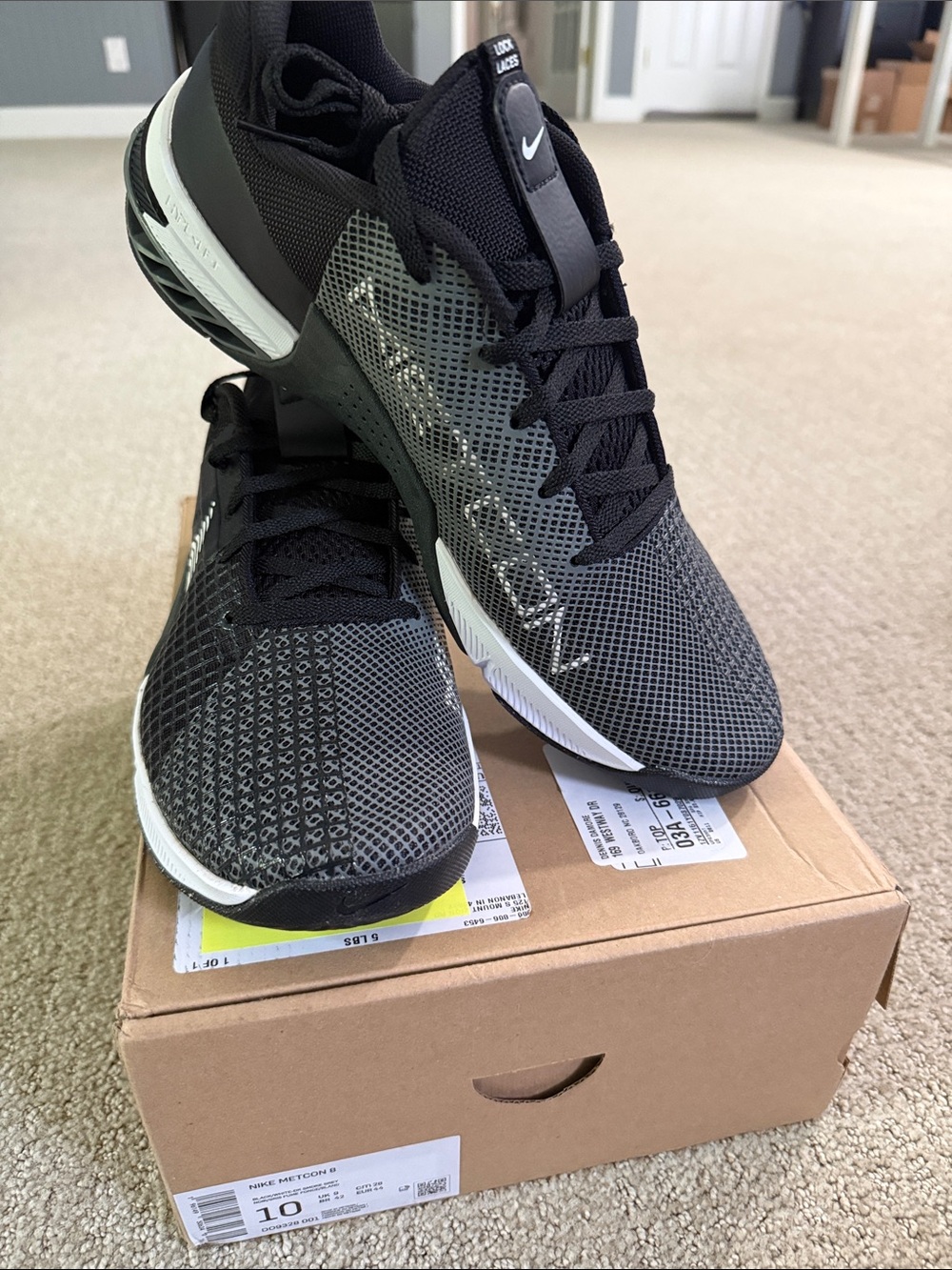 Nike Men’s Metcon 8 - Black/Gray